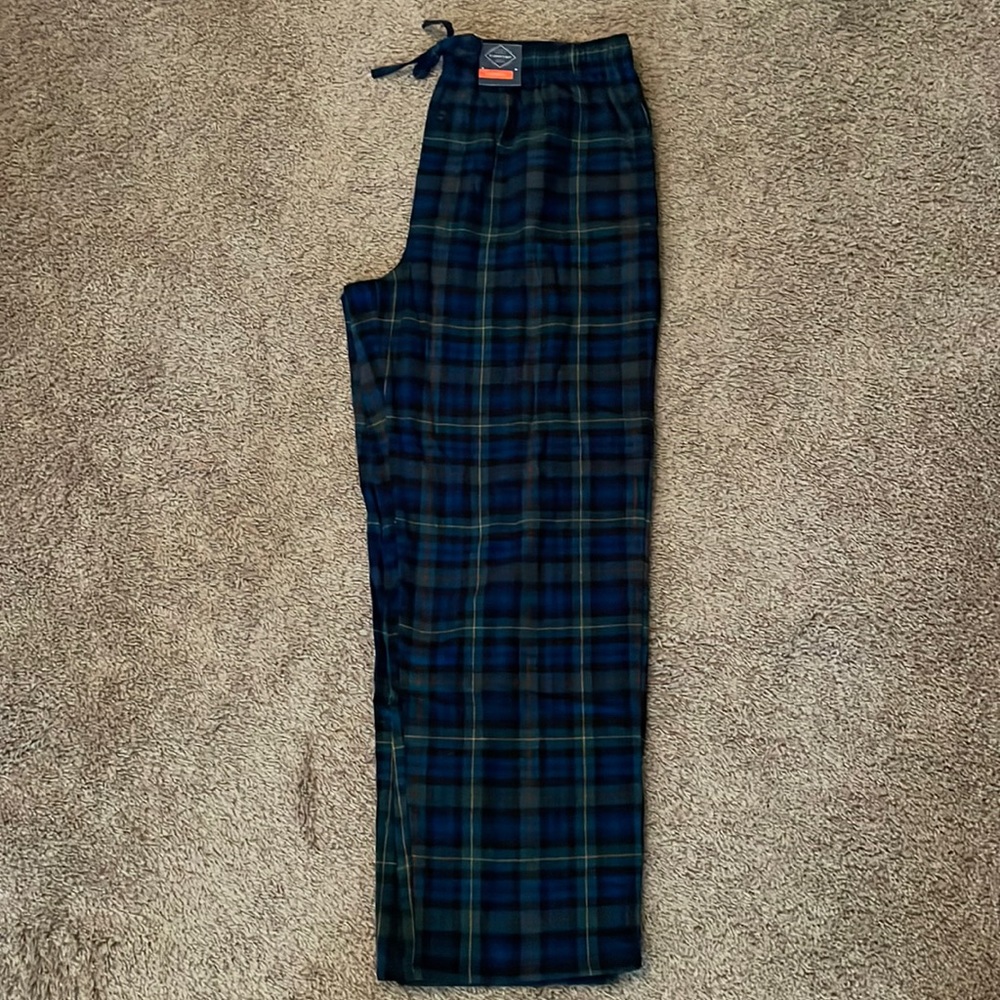 New with tags! Large, mens fleece pants.